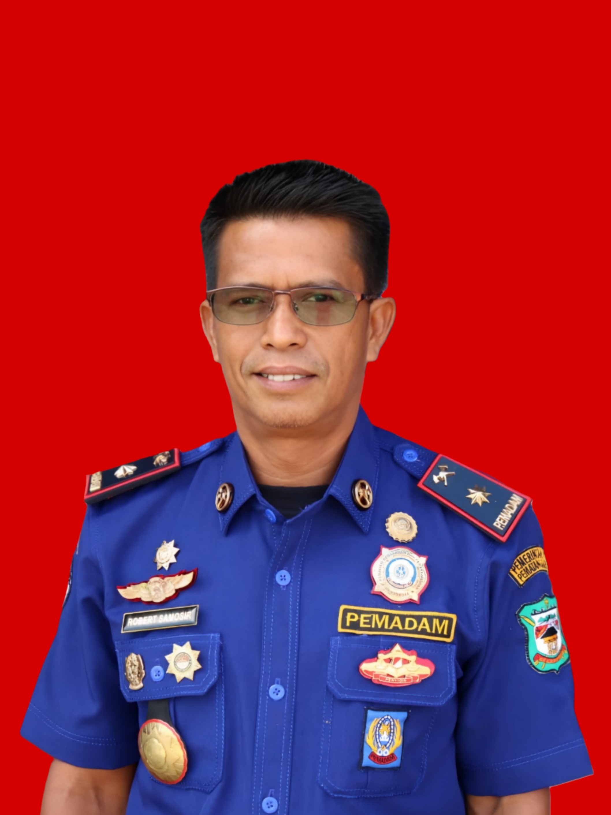 Selamat dan Sukses atas pelantikan   Bapak Drs. Robert Samosir sebagai   Kepala Dinas Ketenagakerjaa