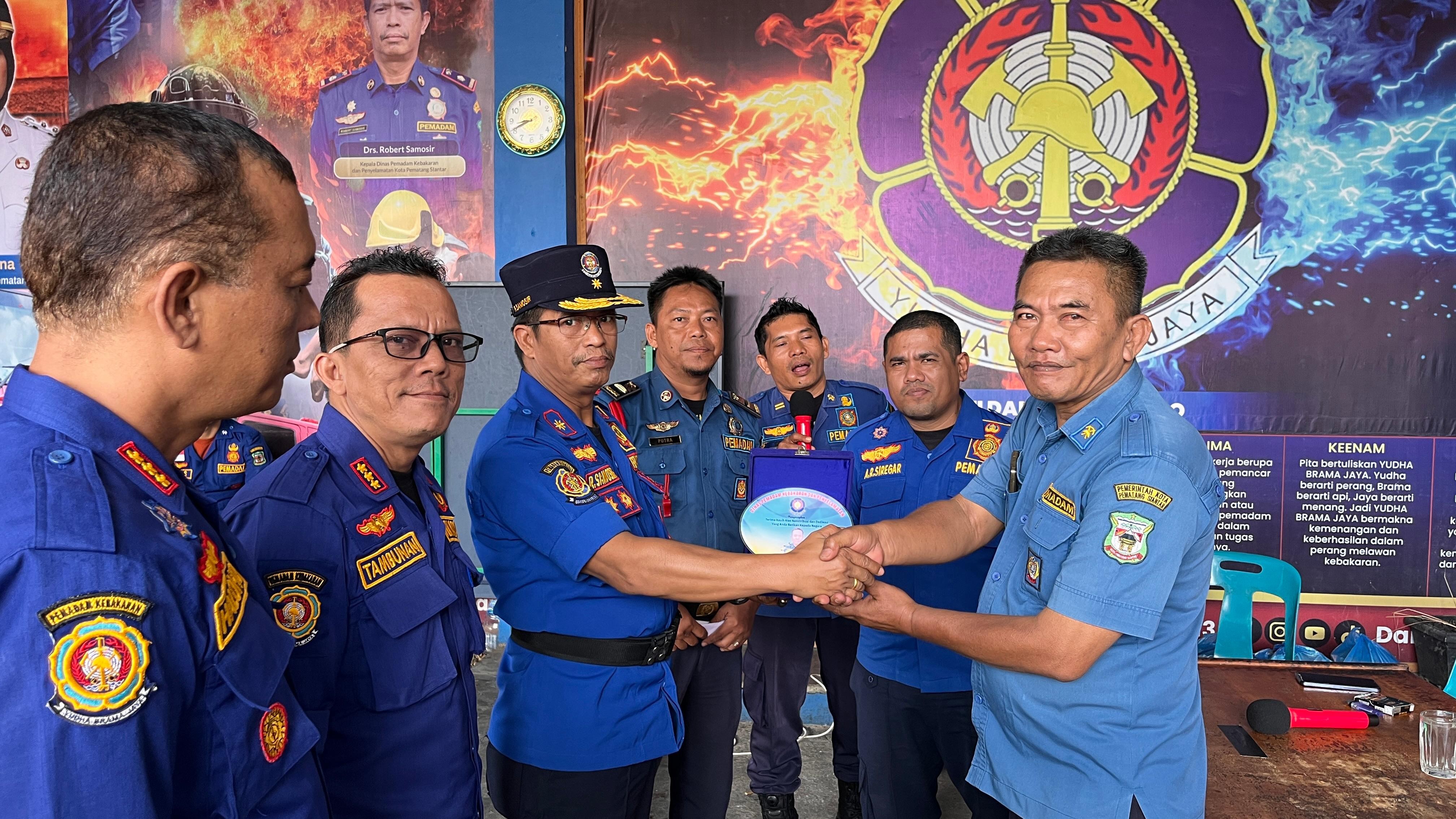 Masa Purna Bhakti Bapak Marulitua Hutagalung yang telah mengabdi 37 Tahun