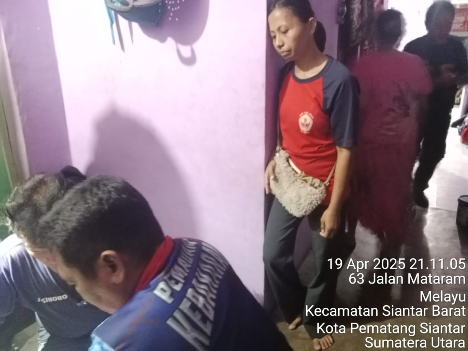 menerima aduan warga mengenai Gas Bocor di rumah warga yang beralamat di  Jl. Mataram I