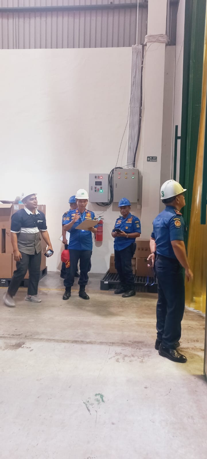 Pemeriksaan Sistem Proteksi Kebakaran Gedung   PT Enseval Putera Megatrading Tbk 