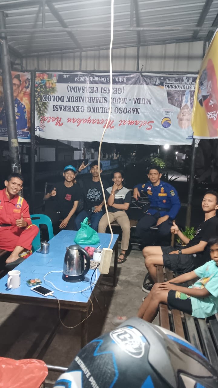 menerima kunjungan warga hanya untuk kopi bersama Petugas di Kantor Damkar Siantar