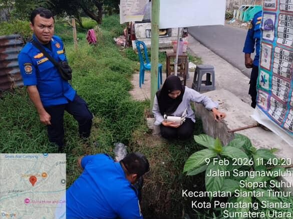 evakuasi bangkai kucing yang meresahkan warga  Jl. Sangnawaluh