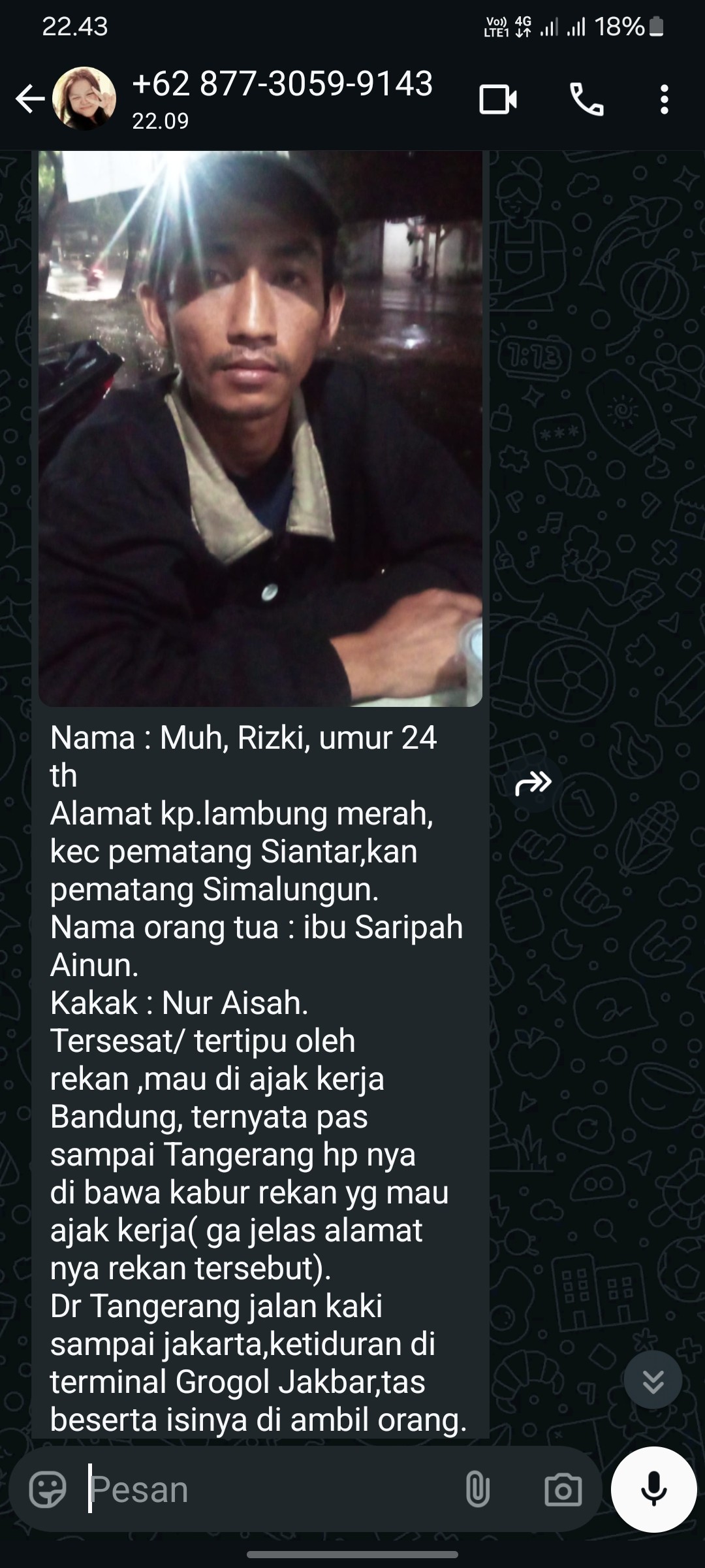Personil Dinas Pemadam Kebakaran dan Penyelamatan menerima aduan dari warga Karang Tengah Cianjur Ja
